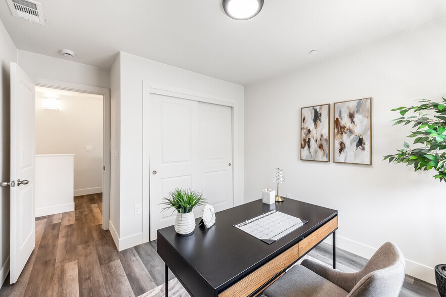 More Photos Of 2409 Cava Ct, Sacramento Apartments For Sale