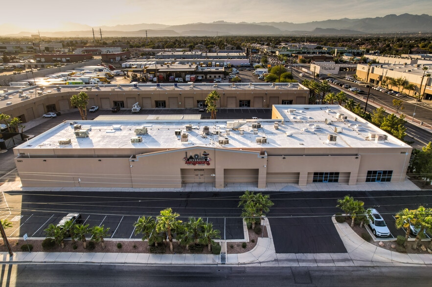 More Photos Of 5321 Cameron St, Las Vegas General Retail For Sale