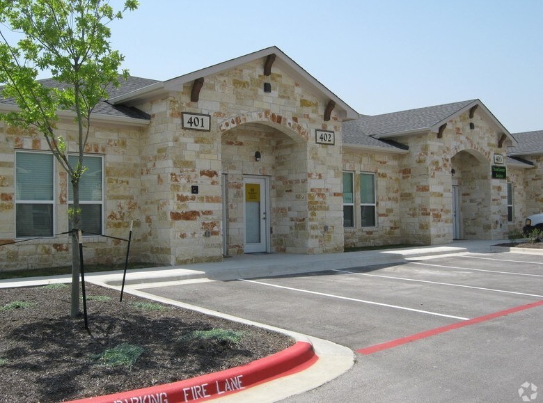 More Photos Of 209 S 12th St, Pflugerville Medical For Sale