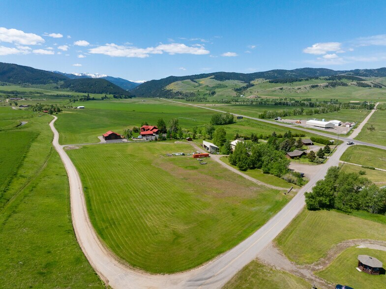 More Photos Of 70 Williams Rd E, Gallatin Gateway Flex For Sale