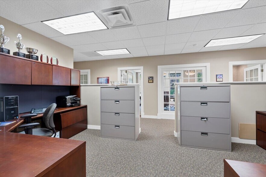 More Photos Of 11533 Nuckols Rd, Glen Allen Medical For Sale