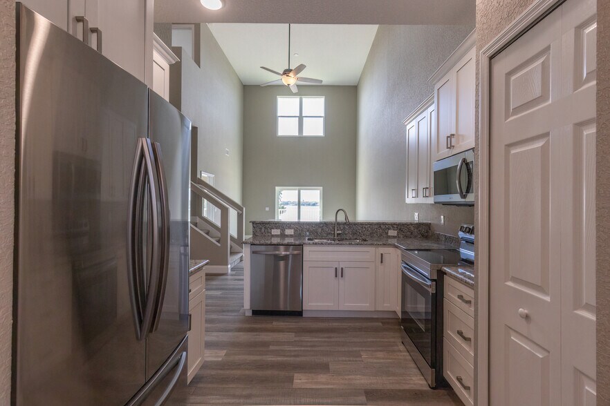 More Photos Of 1900 Oasis Blvd, Sebring Land For Sale