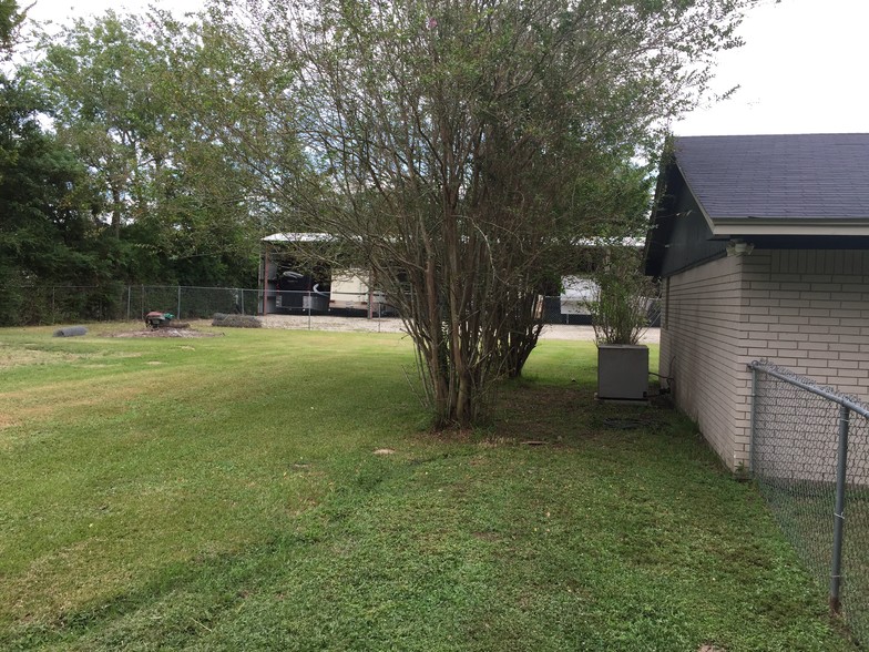 More Photos Of 18910 Carrot St, Spring Trailer Camper Park For Sale