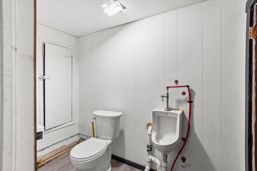 More Photos Of 57 N Main St, Woonsocket Restaurant For Lease