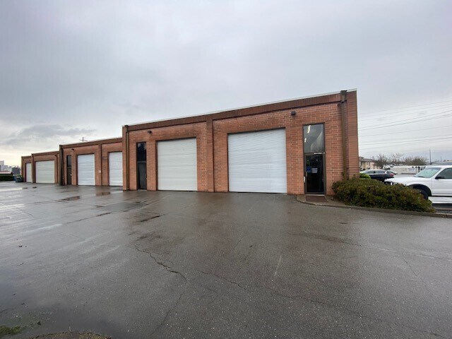 More Photos Of 450 Lakeville St, Petaluma General Retail For Lease