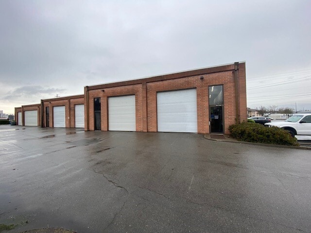 More Photos Of 450 Lakeville St, Petaluma General Retail For Lease