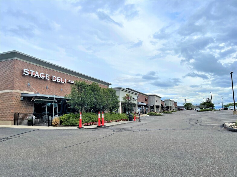 More Photos Of 6873-6931 Orchard Lake Rd, West Bloomfield Freestanding For Lease