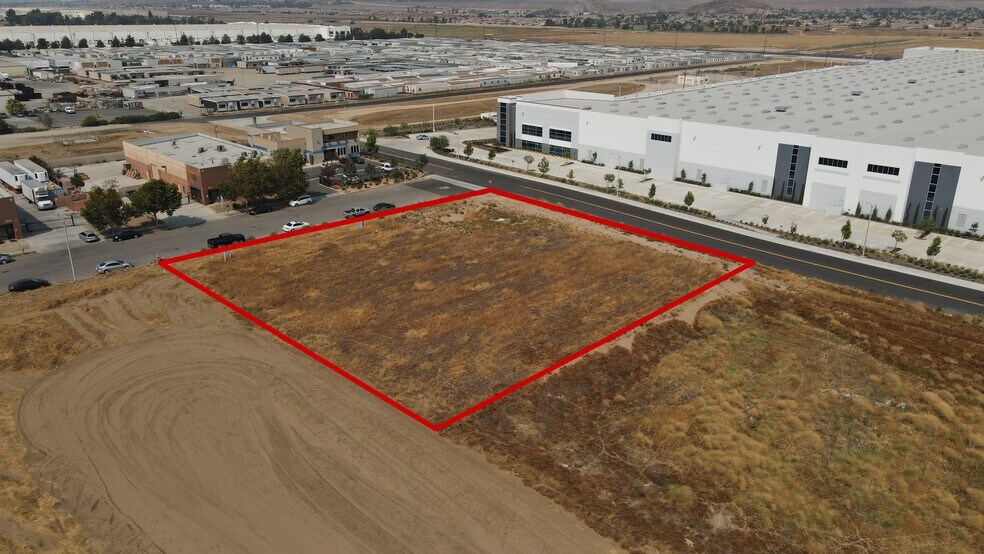 More Photos Of SEQ Commerce St & Lakeview Ave St, Perris Land For Sale
