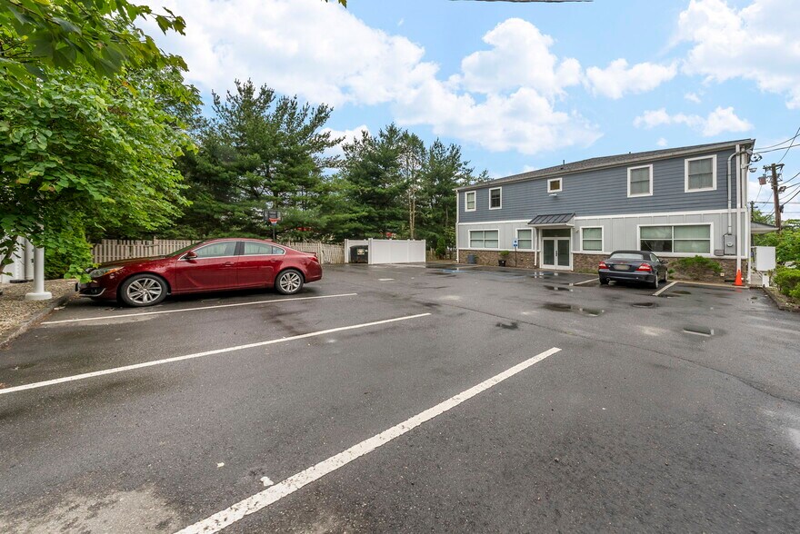 More Photos Of , Ewing Unknown For Sale