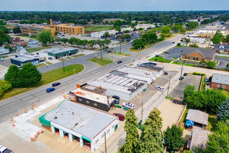 More Photos Of 22228 Gratiot Ave, Eastpointe Storefront Retail Office For Lease