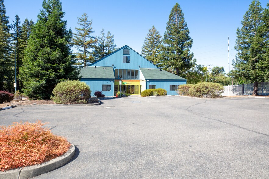 More Photos Of 101 Wikiup Dr, Santa Rosa Office For Sale