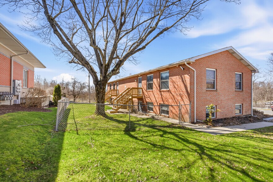 More Photos Of 328 Budfield St, Johnstown Office For Sale