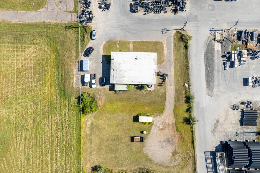 More Photos Of 23 Oregon Rd, Ludlow Industrial For Sale
