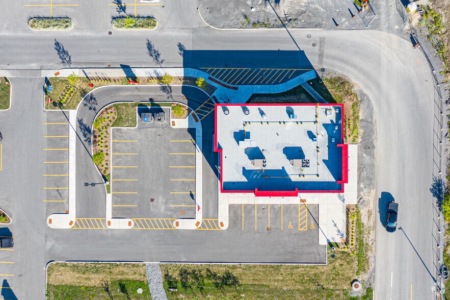 More Photos Of 5671 Hazeldean Rd, Ottawa Fast Food For Lease