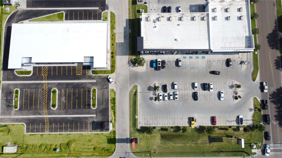 More Photos Of 500 W Trenton Rd, Edinburg Storefront For Lease