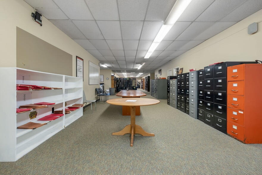 More Photos Of 1700 Capital Cir SW, Tallahassee Office For Sale