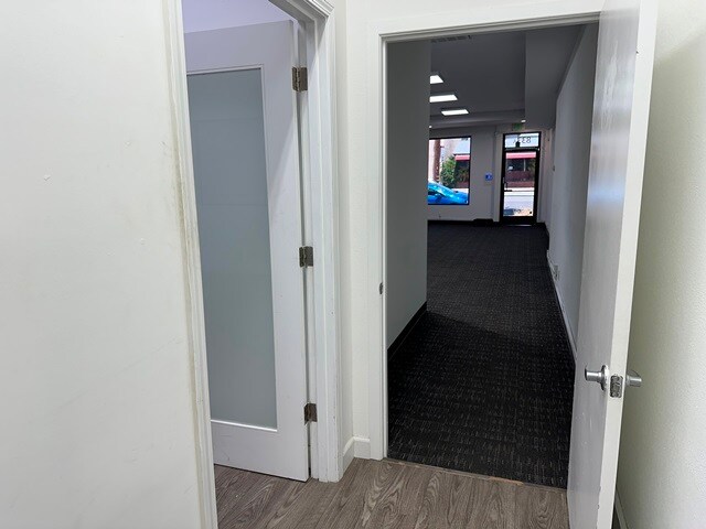 More Photos Of 833 N Hollywood Way, Burbank Office For Lease