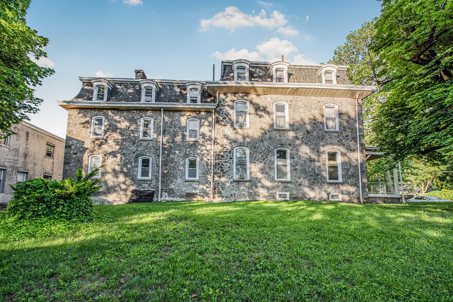 More Photos Of 90 E Johnson St, Philadelphia Apartments For Sale