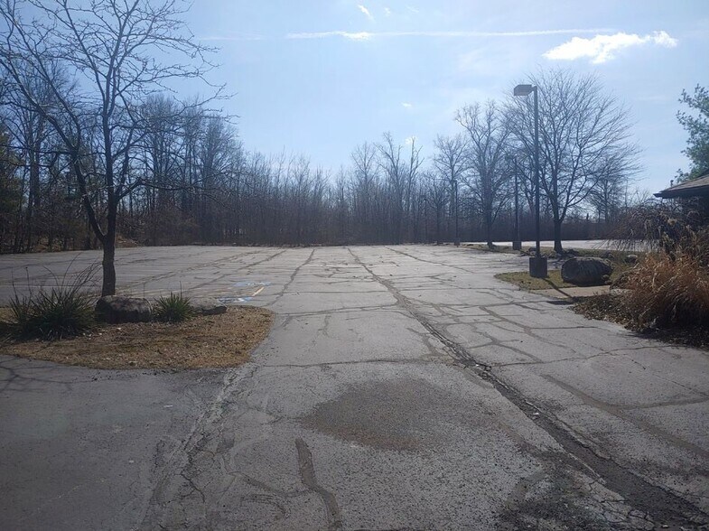 More Photos Of 4493 Oberlin Ave, Lorain Lodge Meeting Hall For Sale