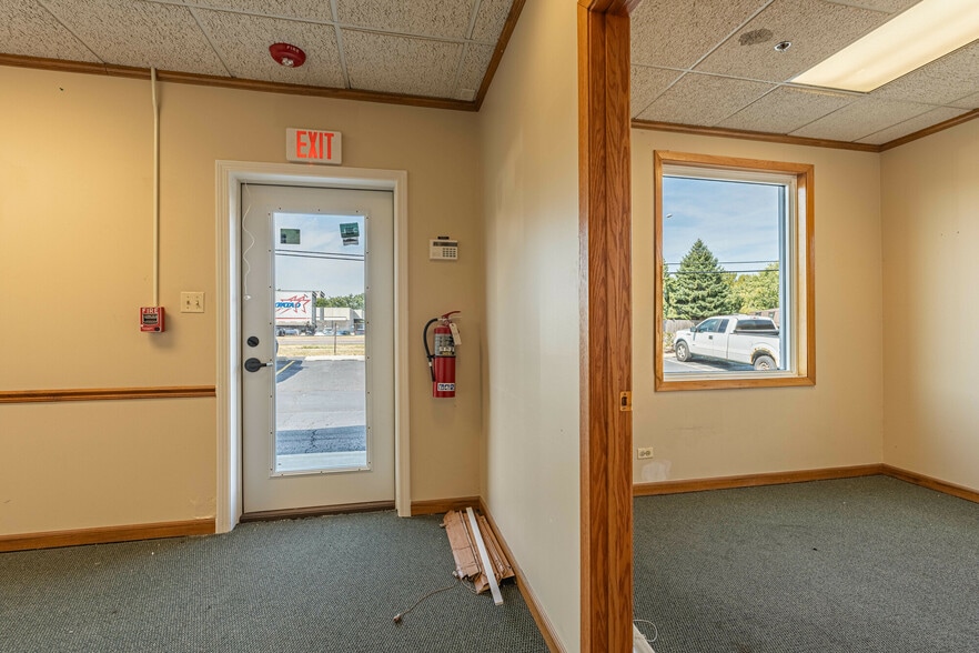 More Photos Of 17047-17061 S Harlem Ave, Tinley Park Medical For Lease