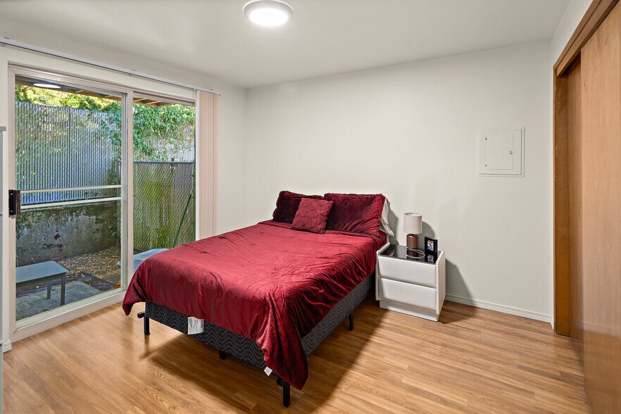 More Photos Of 6630 202nd St SW, Lynnwood Apartments For Sale