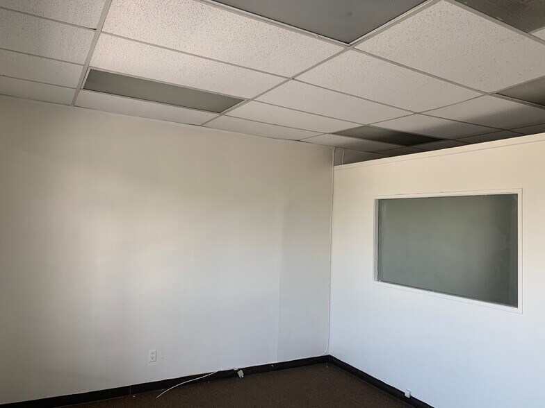 More Photos Of 7151 Lincoln Ave, Buena Park Medical For Lease