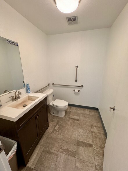 More Photos Of 3420 S Brady Ct, Englewood Light Distribution For Lease