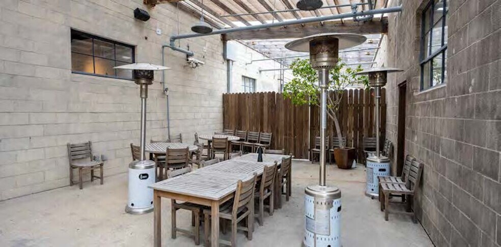 More Photos Of 1630-1638 12th St, Santa Monica Loft Creative Space For Lease