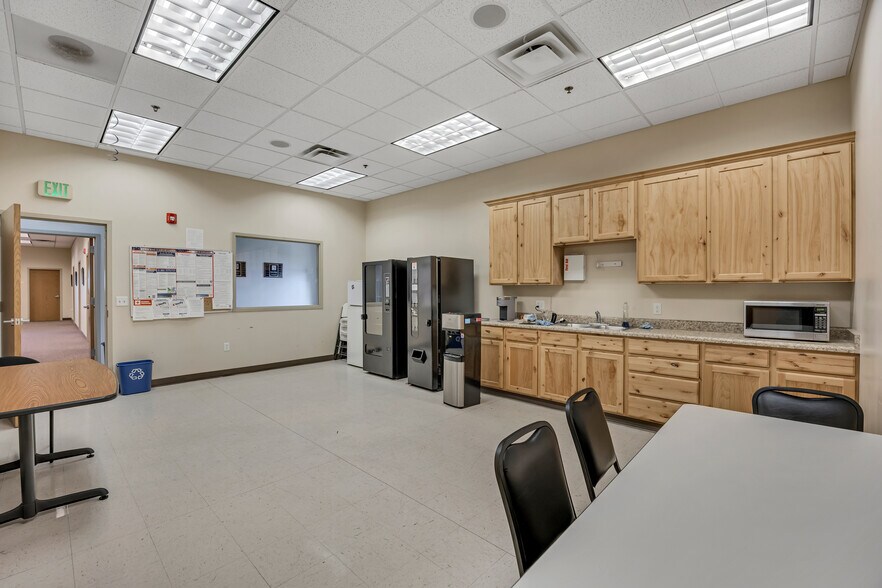 More Photos Of 3465 W 1500 S, Salt Lake City Office For Lease