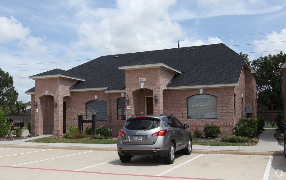 Primary Photo Of 1844 Snake River Rd, Katy Office Residential For Lease