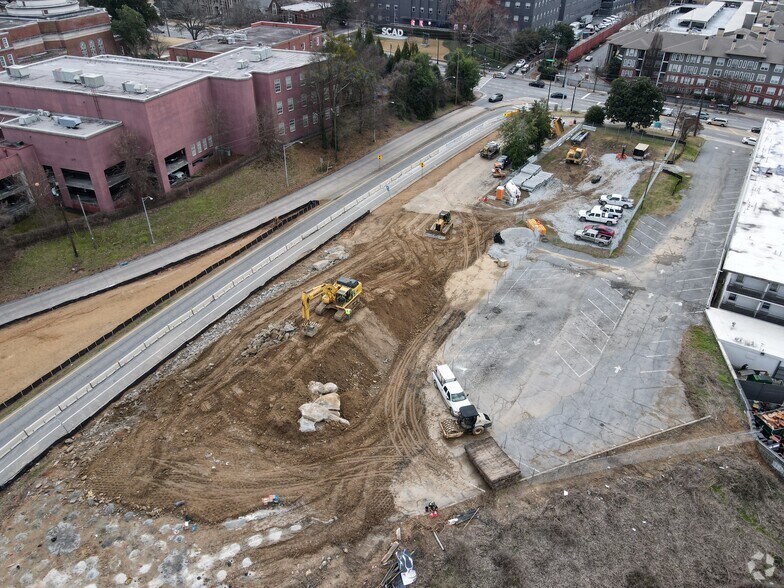 More Photos Of 1627 NE Peachtree St, Atlanta Office For Lease