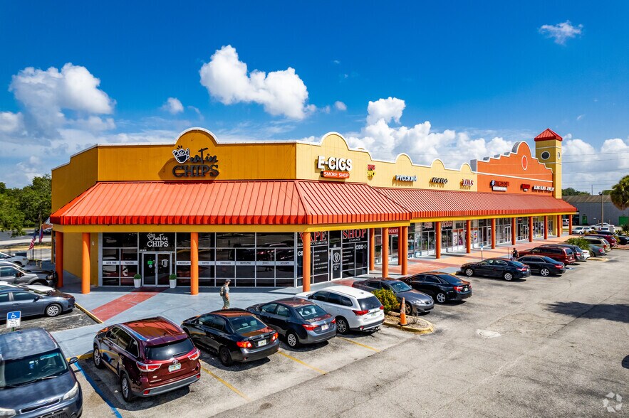 More Photos Of 4137-4153 W Vine St, Kissimmee Unknown For Lease