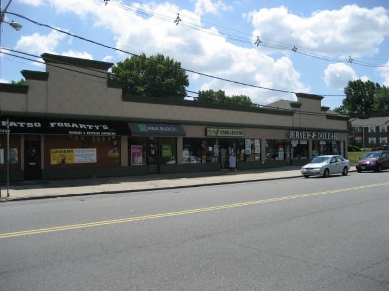 More Photos Of 576-584 Ridge Rd, North Arlington Unknown For Lease