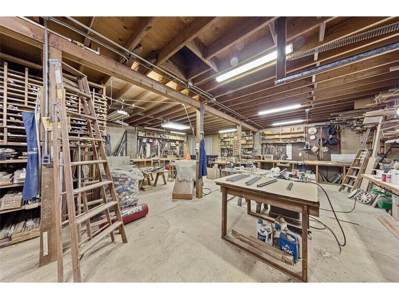 More Photos Of 206-208 Mineral Springs Rd, Owatonna Storefront Retail Office For Sale