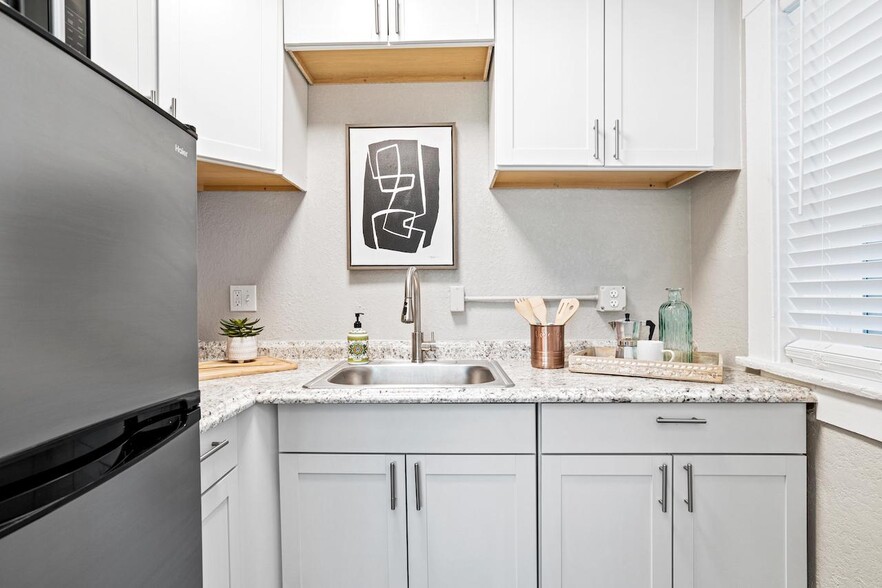 More Photos Of 2846 Federal Blvd, Denver Apartments For Sale