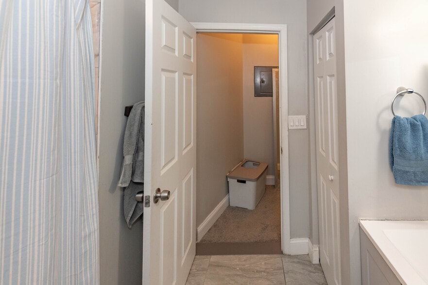 More Photos Of 2304 Tioga Pky, Baltimore Apartments For Sale