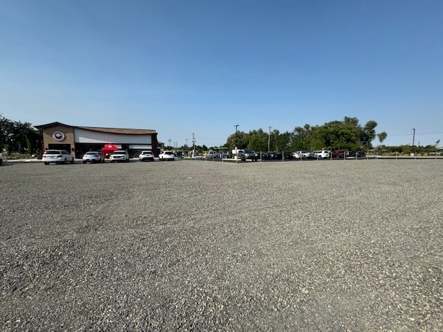 More Photos Of 924 George Washington Way, Richland Land For Lease