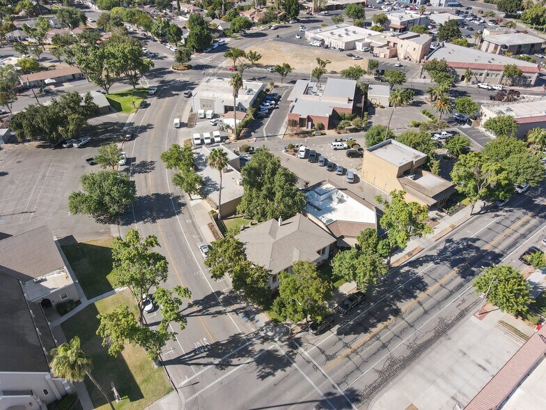 More Photos Of 355 W Las Palmas Ave, Patterson Office Residential For Sale