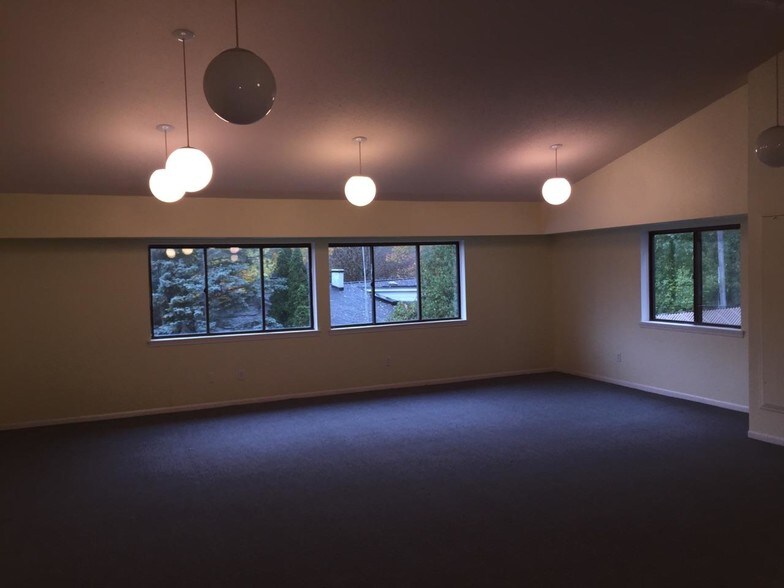 More Photos Of 2310 Packard Rd, Ypsilanti Medical For Lease