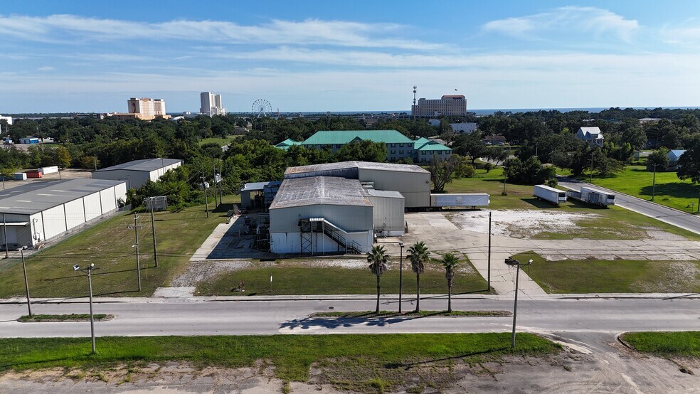 More Photos Of 260 Maple St, Biloxi Food Processing For Sale