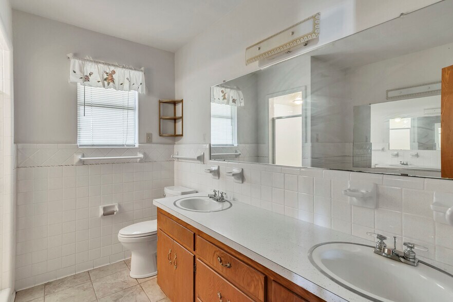 More Photos Of 1992 N US 287 Hwy, Decatur Land For Sale