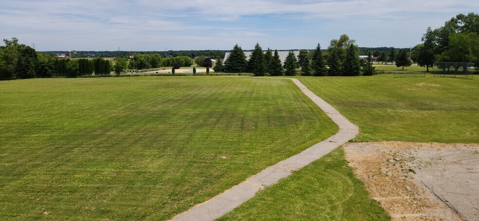 More Photos Of 130 Jackson St, Cement City Schools For Sale