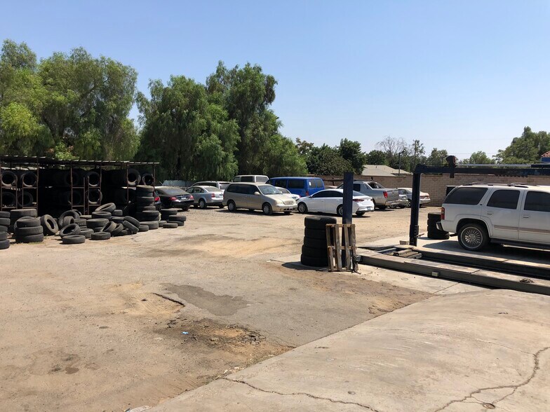 More Photos Of 12576-12578 Heacock St, Moreno Valley Auto Repair For Lease