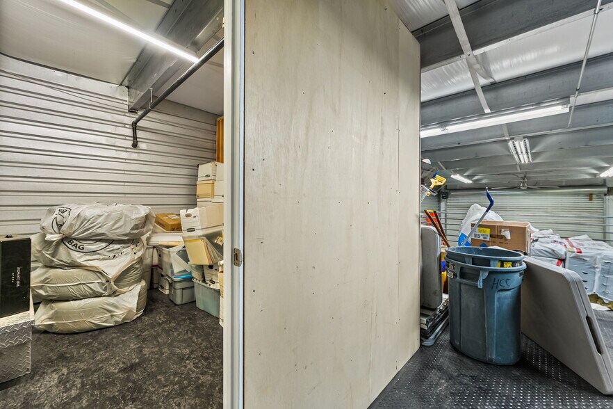 More Photos Of 9341 Commerce Center St, Highlands Ranch Warehouse For Sale