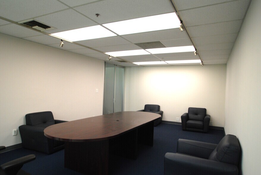 More Photos Of 1517 Fair Oaks Ave, South Pasadena Office For Lease