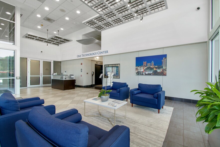 More Photos Of 7411 John Smith, San Antonio Office For Sale