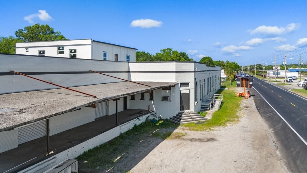 More Photos Of 5154-5200 W Beaver St, Jacksonville Warehouse For Lease