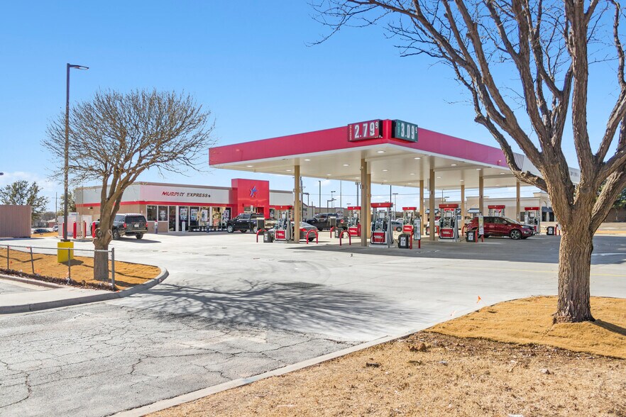 More Photos Of 5113 82nd St, Lubbock Convenience Store For Sale