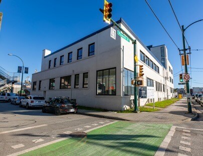 More Photos Of 1305-1315 Powell St, Vancouver Warehouse For Lease
