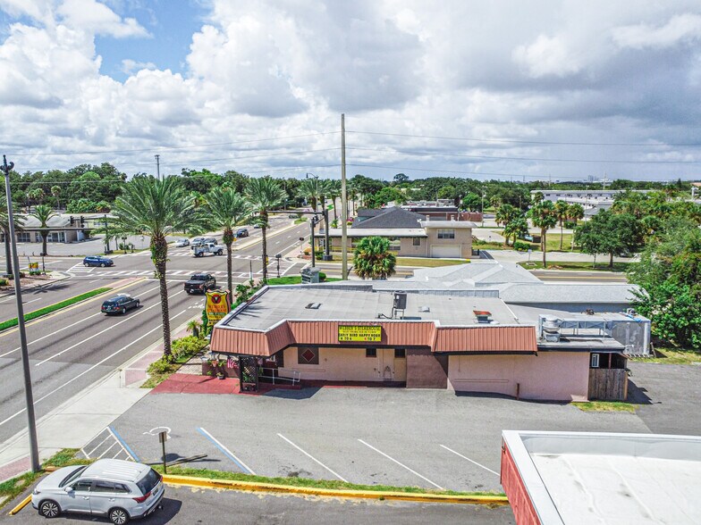 More Photos Of 2017 S Ridgewood Ave, South Daytona Restaurant For Sale